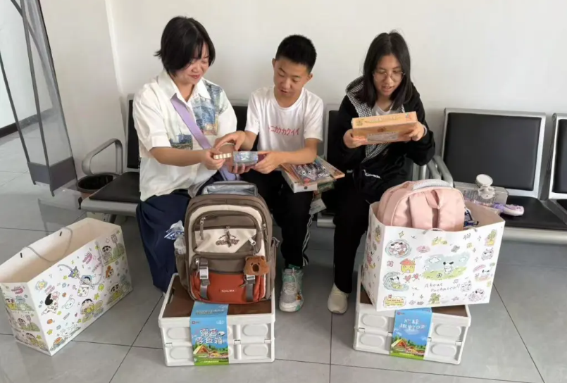 “爱心妈妈”暖童心 结对关爱护成长 | 点点官网开展“爱心妈妈”结对帮扶关爱活动